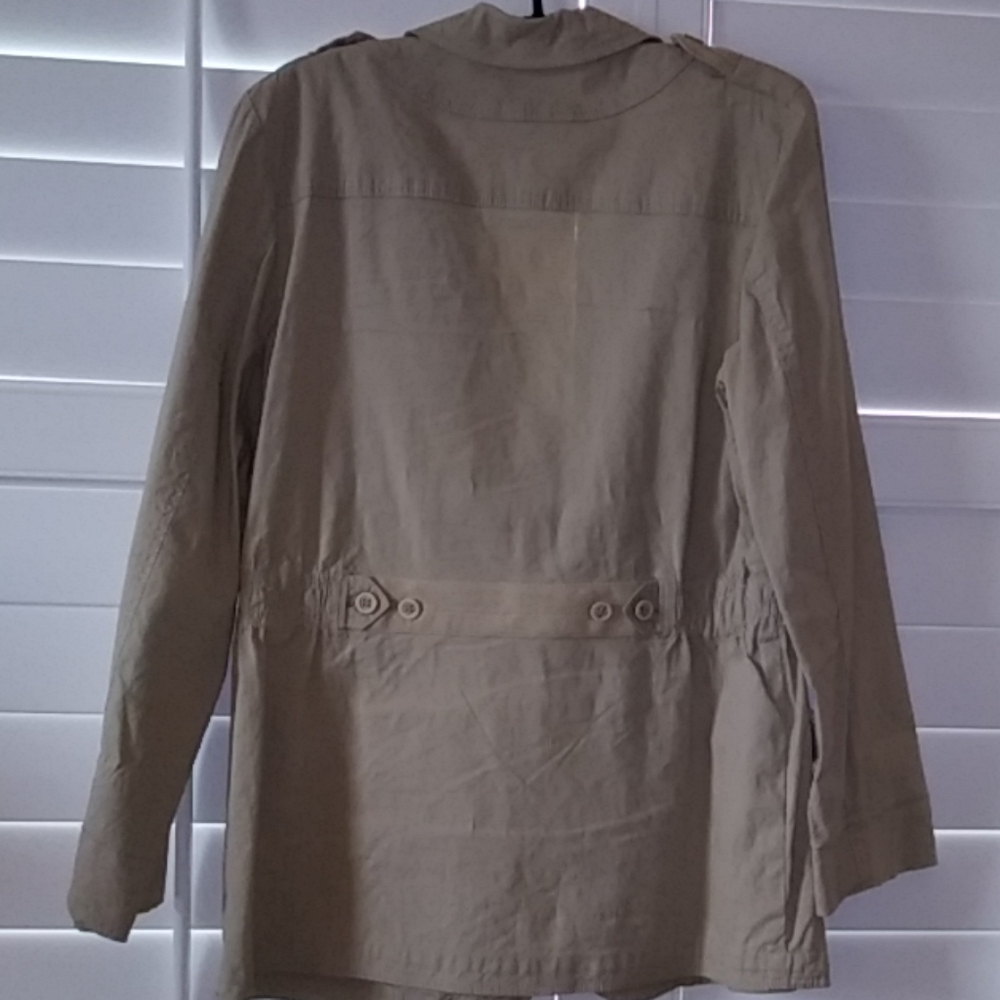 Jacket - Picture 2 of 2
